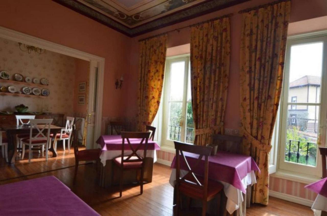 Casa De Valle Hostal 3*